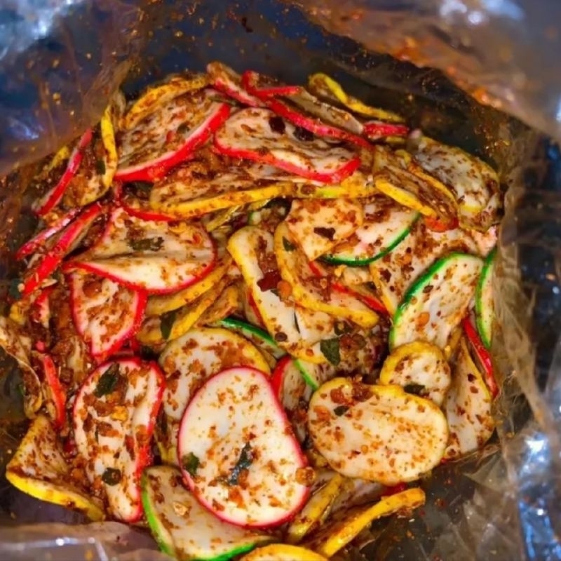 

Kerupuk seblak cikur pedas