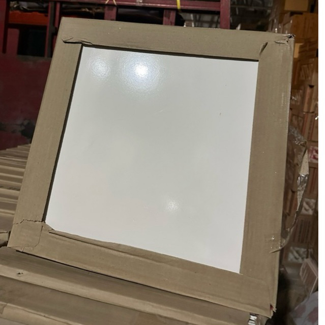 Keramik Lantai 40x40 Putih Polos paling murah Keramik Mulia Ceramic Glossy Grade C Isi 6pcs