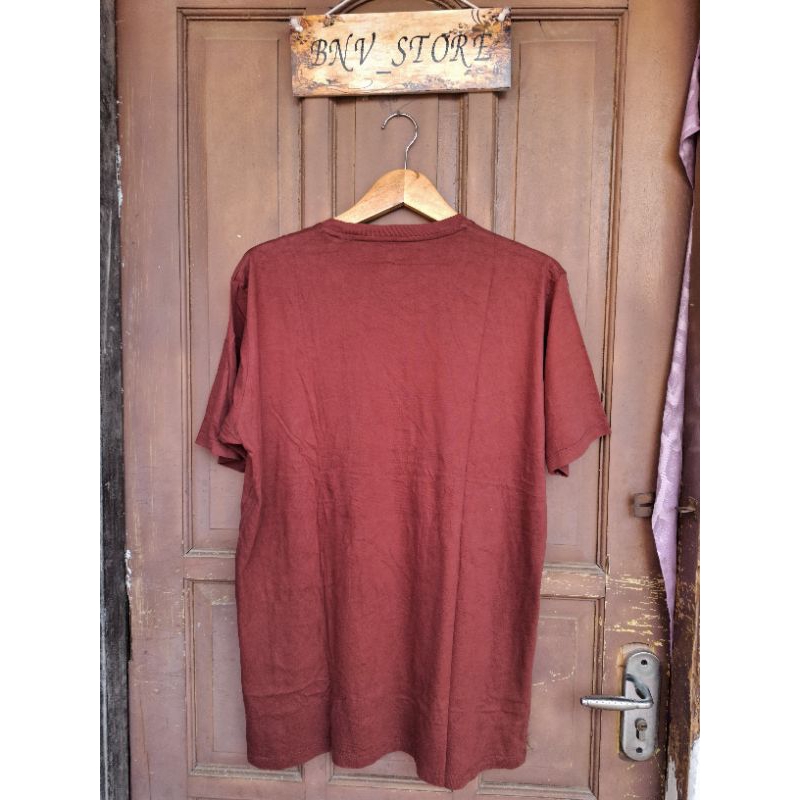 uniqlo supima coklat