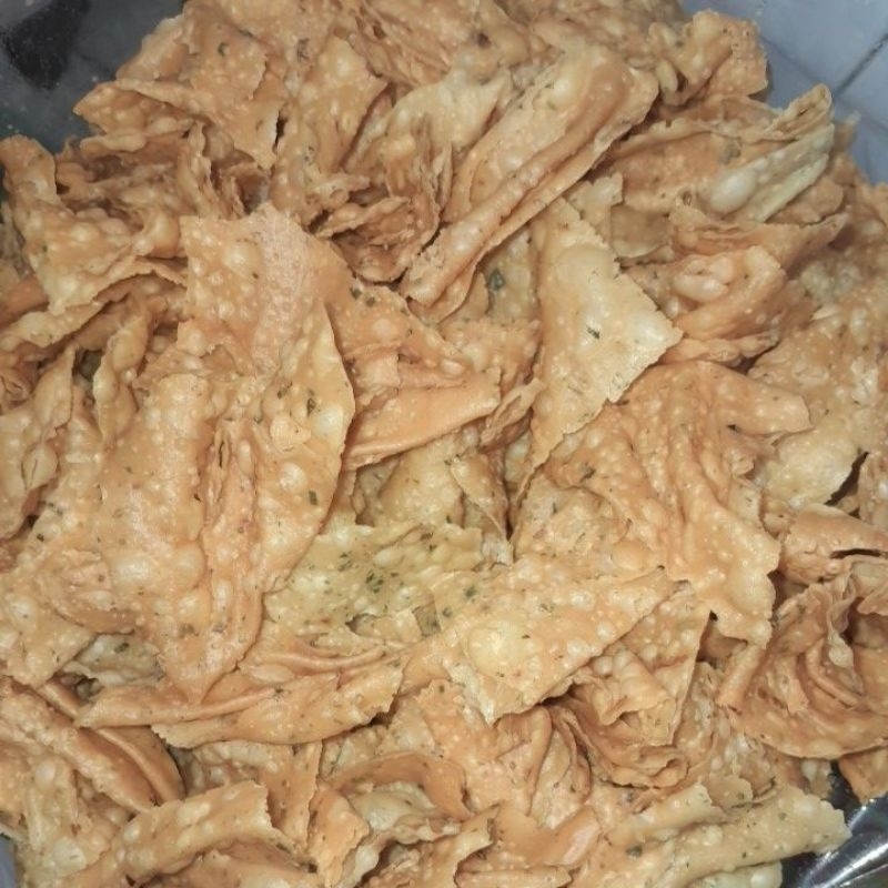 

Makanan Ringan Pangsit/ Pangsit Nipis Renyah