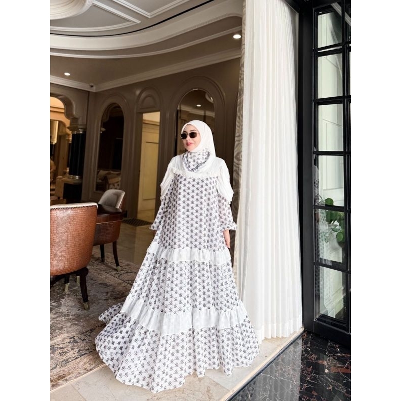 Gamis Set Hijab Monogram SS Tingkat Ori Shellasaukia