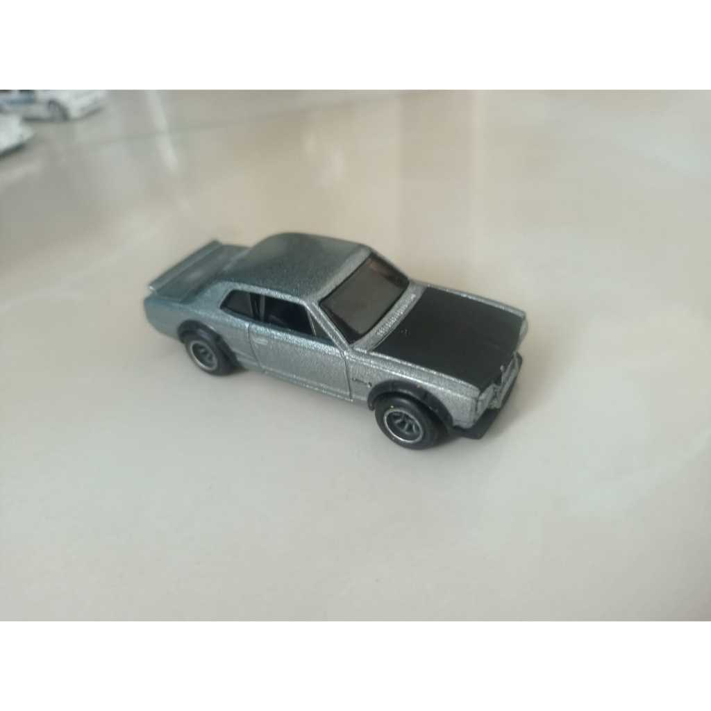 Hotwheels premium ban karet nissan 2000 gtx hakosuka jdm Boulevard loose