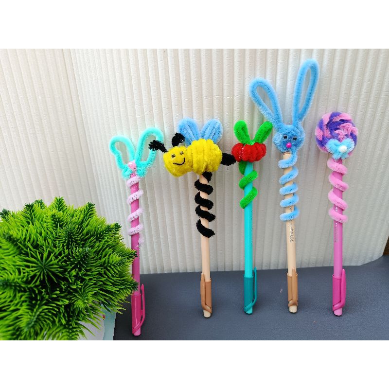 

Pulpen lucu/pulpen hias/kawat bulu/alat tulis aesthetic/pulpen DIY/bolpoint/pen decoration