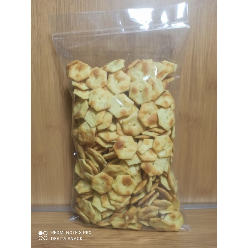 

Hexa Crackers Nissin Rasa Asin Gurih Kemasan 250 gram