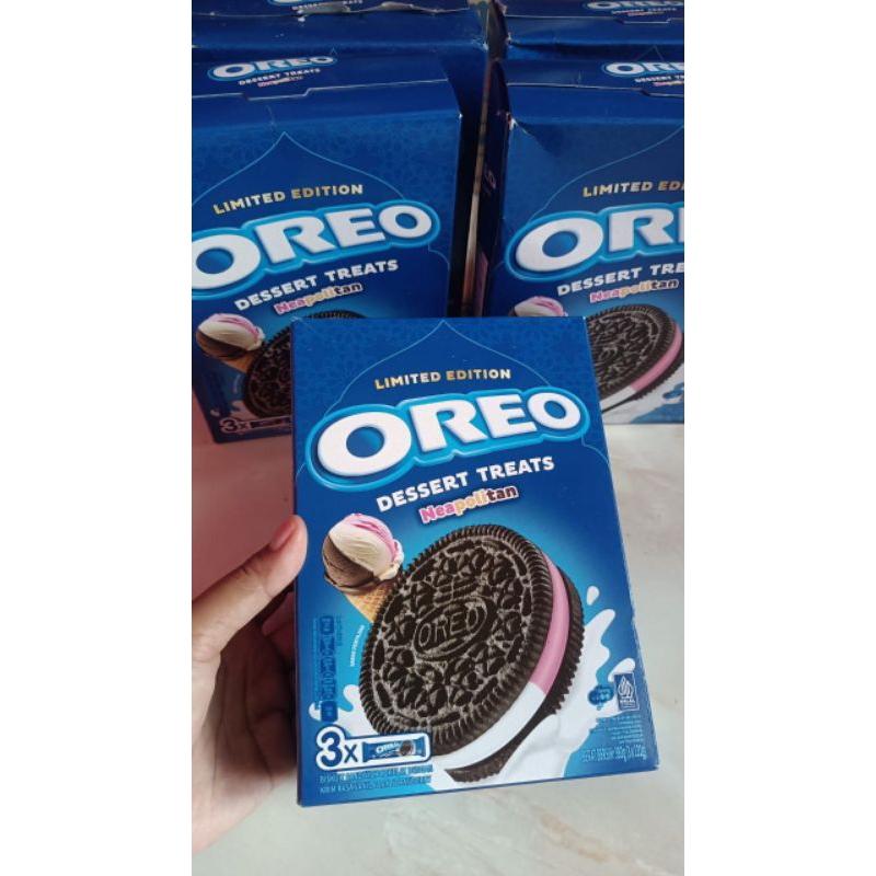 

OREO Neopolitan Dessert Treat Biskuit Krim Vanila & Stoberi 3 x 131g