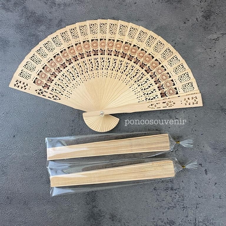 KIPAS KAYU/ CENDANA KEMASAN PLASTIK