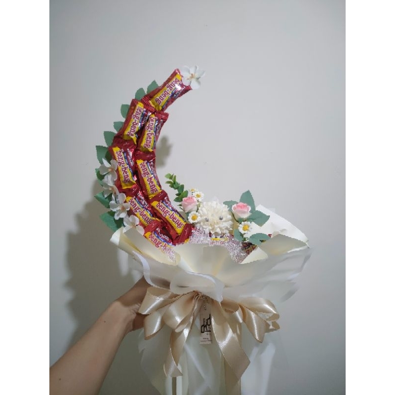 

Desak_id Buket permen / buket bulan sabit/hadiah ulangtahun/ hadiah wisuda/ sweet dream bouquet