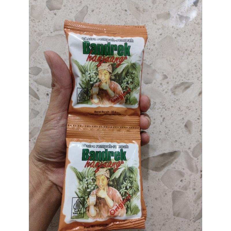 

Bandrek Hanjuang Original Kemasan 1 Renceng isi 10 Sachet
