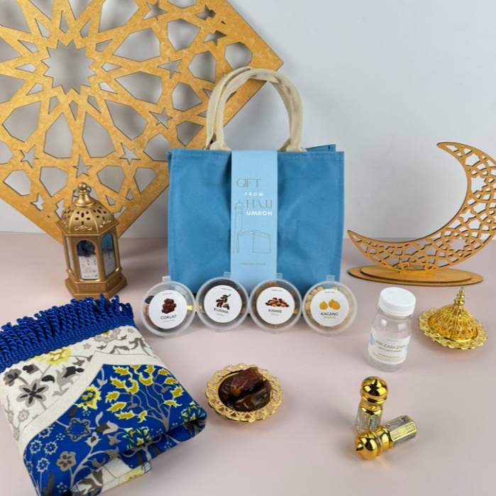 

Paket Salam | Paket Souvenir Hampers Oleh oleh Haji Umroh