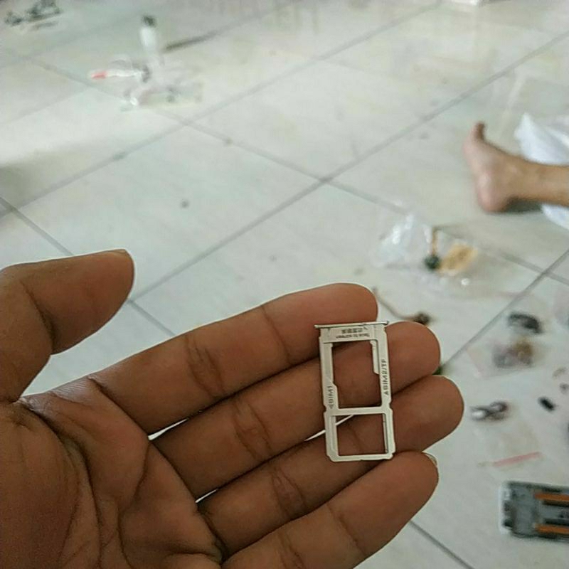 simtray bekas Oppo f1 plus