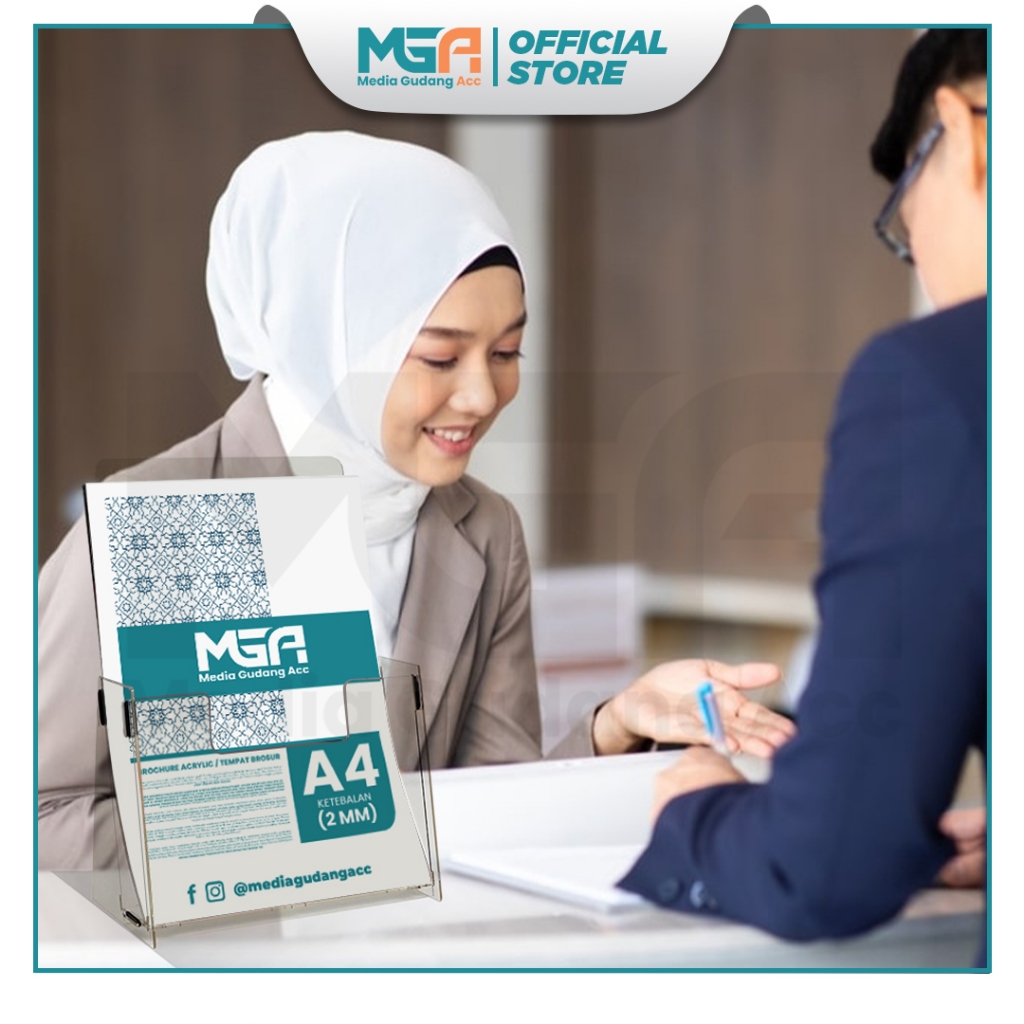 

Rak Brosur Akrilik A4 Potrait 2mm - Stand Display Brosur Acrylic - Desk