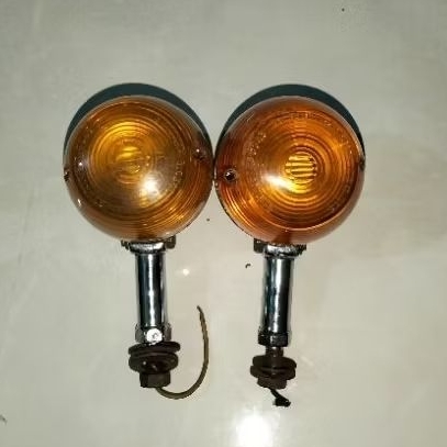 Sein second Steinly Japan belakang lepasan motor honda CB 200 twin