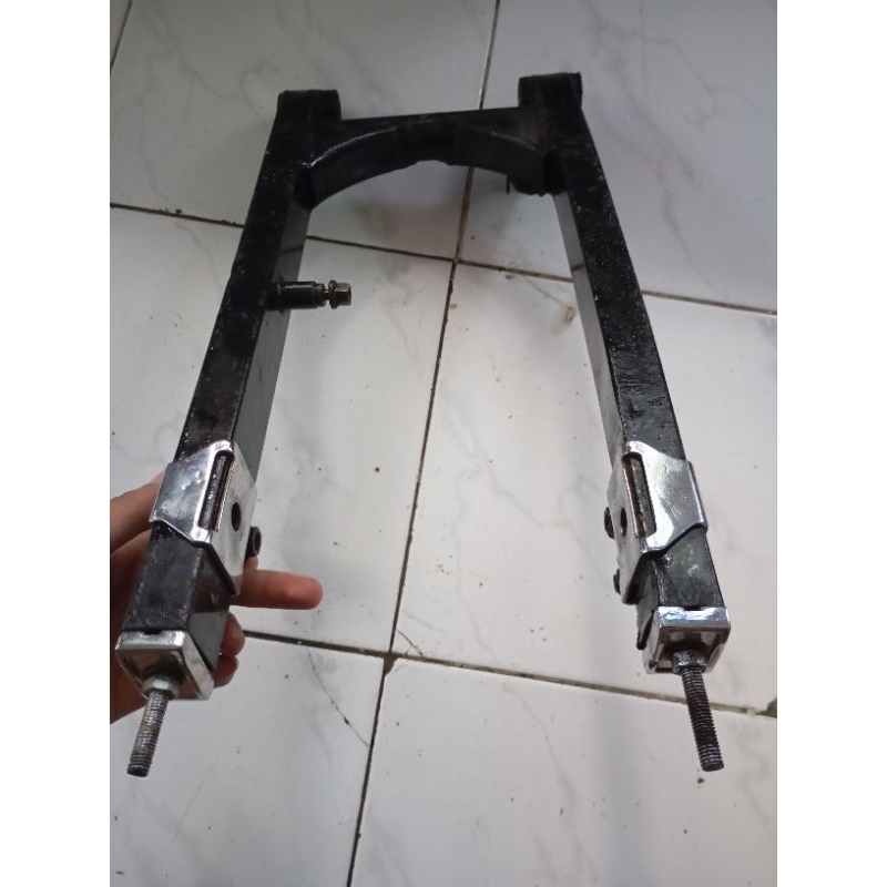 Swing arm fizr f1zr fiz r f1z r original stelan rantai set plat arm sudah chrome