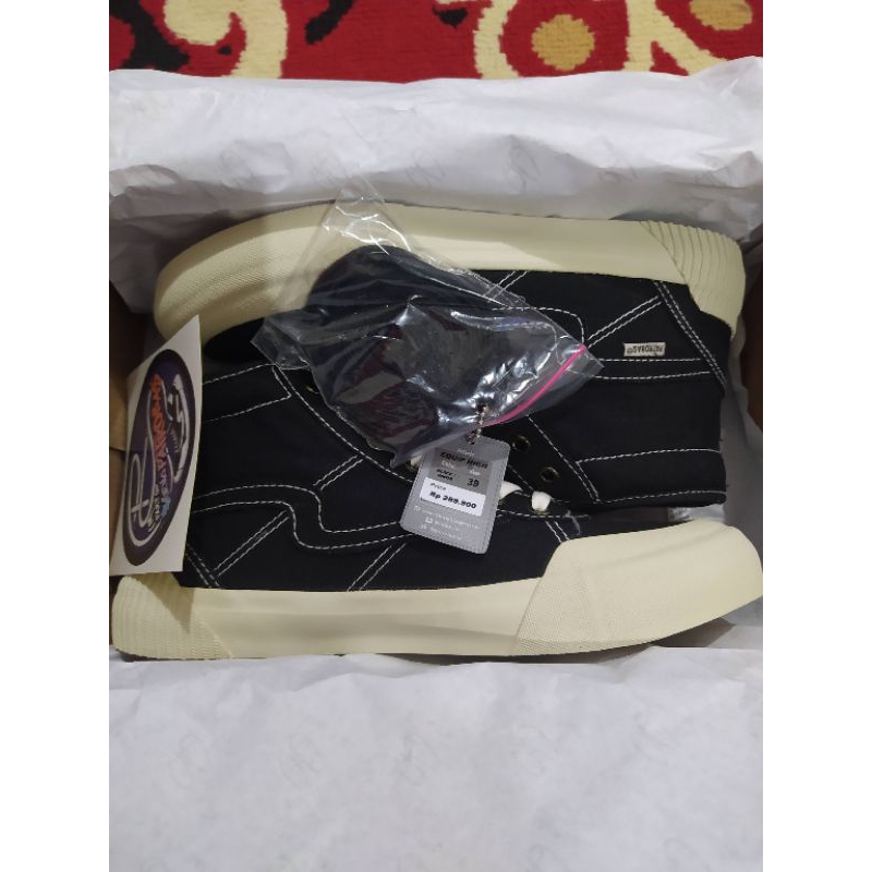 Patrobas - sepatu original patrobas equip high hitam putih