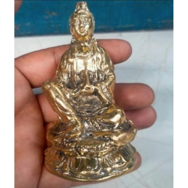 Patung Pajangan Dewi Kwan Im Kuningan