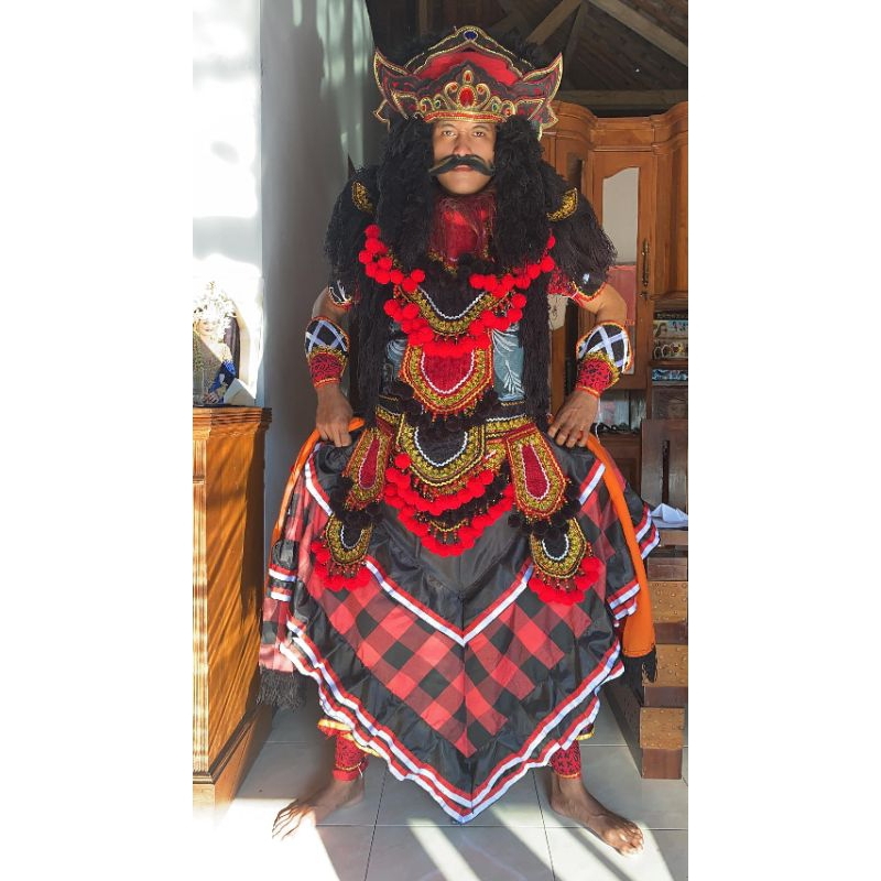 kostum jaranan buto Banyuwangi