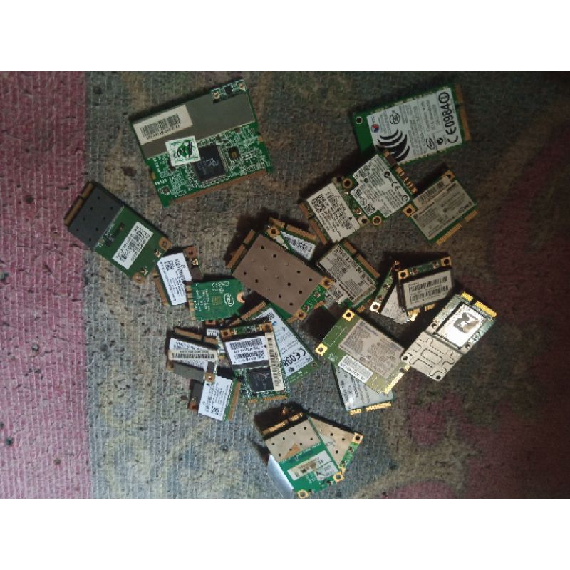 wifi card laptop ada yang bluetooth ada yang wifi only