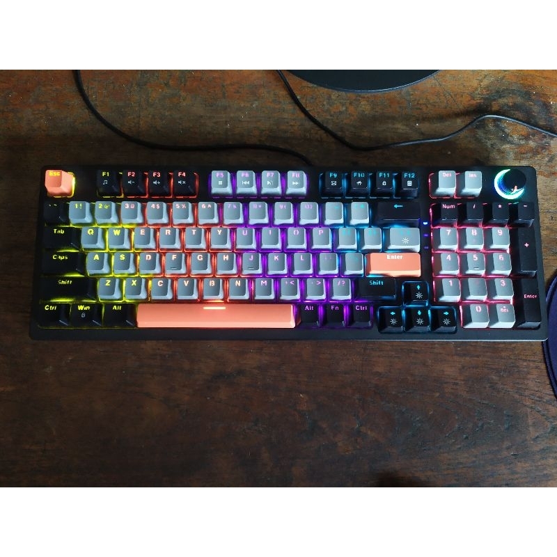 Keyboard Mekanikal Zifriend ZA981