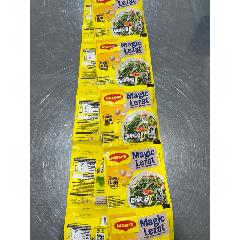 

Magic lezat bumbu penyedap per 6 dan per renceng isi 12 netto 7g