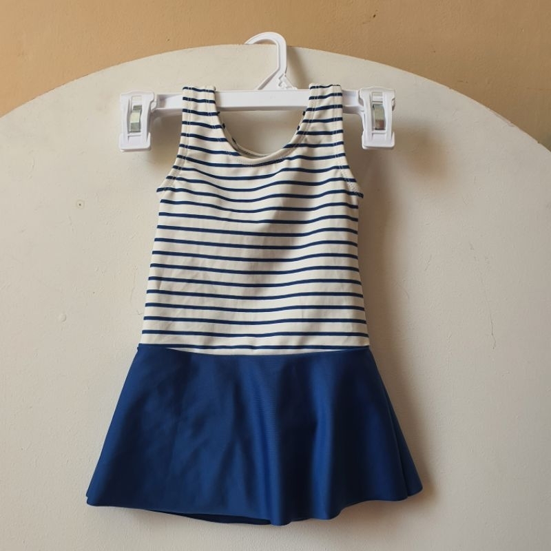 Preloved Baby Girl Anak Perempuan swimwear swimsuit 3-6 bulan