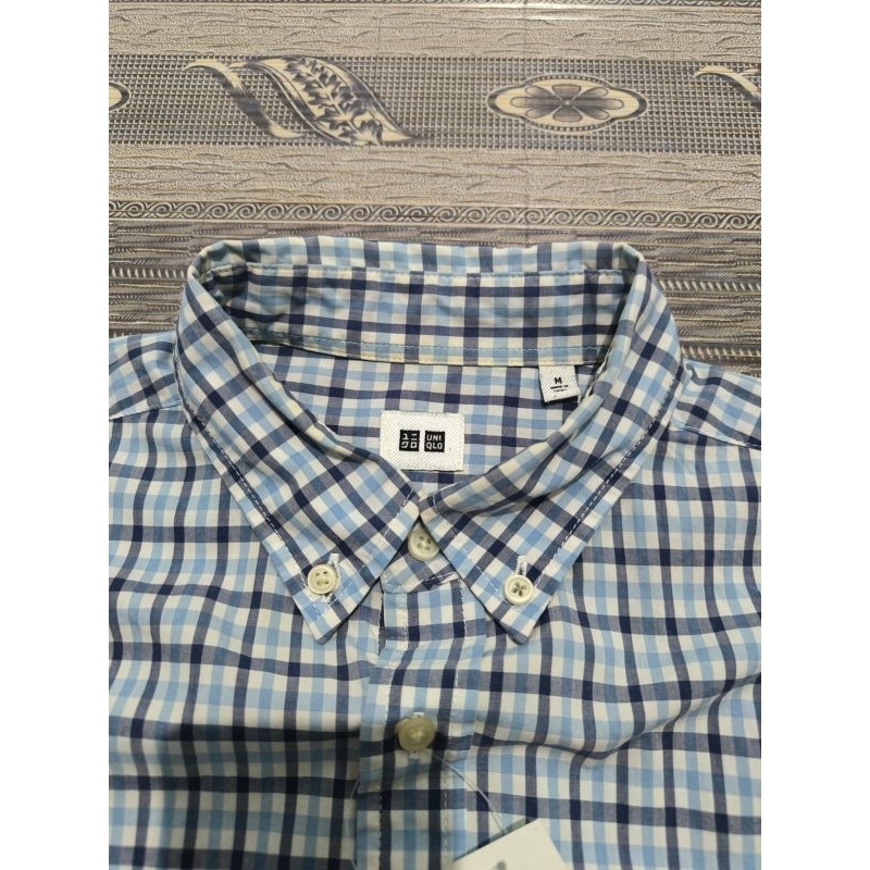 Ready kemeja pria second brand uniqlo