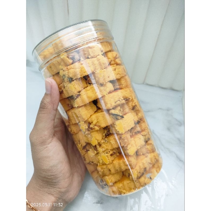 

kuker kue bawang
