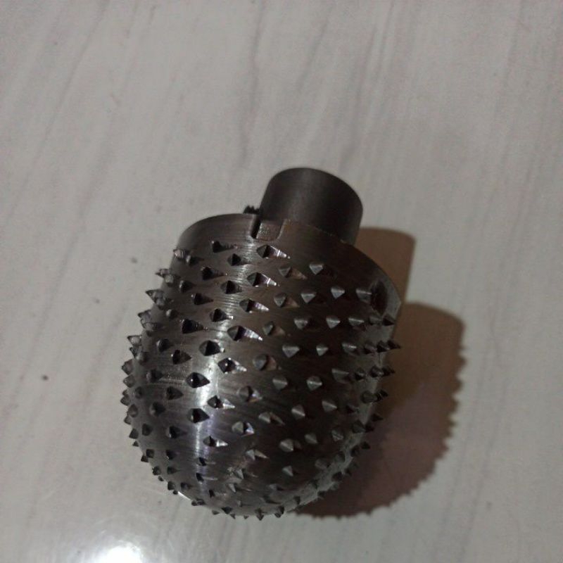 Kukuran Kelapa Mata Kukur Besi