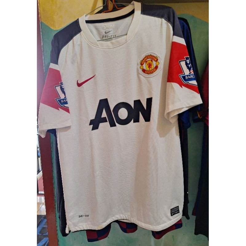 Jersey MU AON Away 2010-2011 Chicharito // GO Premium #retro