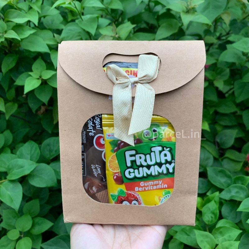 

Mini Gift | Paket Snack Acara | Parcel Mini | Bingkisan Ultah Anak | Gift Snack | Kado Murah | Hadiah Sempro | Parcel Snack | Gift Estetik