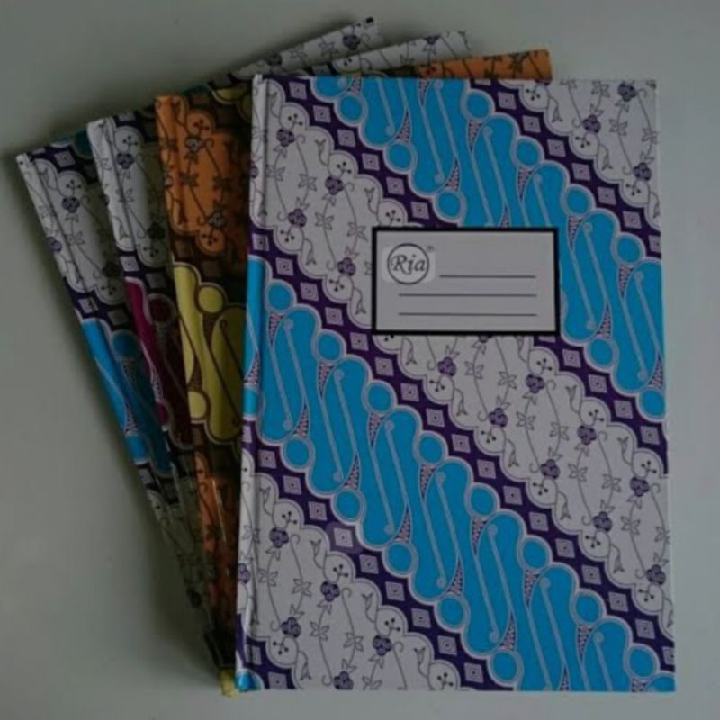 

buku tulis bergaris