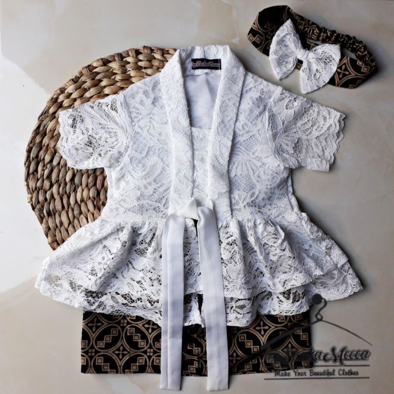 KEBAYA SARASWATI GOLD PUTIH