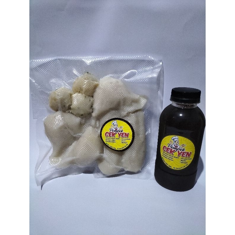 

pempek kapal selam 3pcs + pempek lenjer 2pcs + pempek ada'an 3pcs