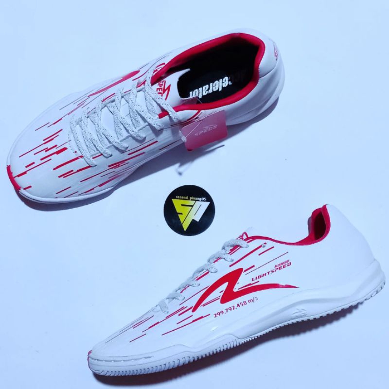 SPECS LIGHTSPEED REBORN IN WHITE/EMPEROR RED