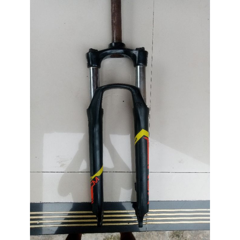 Fork suntour XCM 27,5 copotan Polygon primer 4