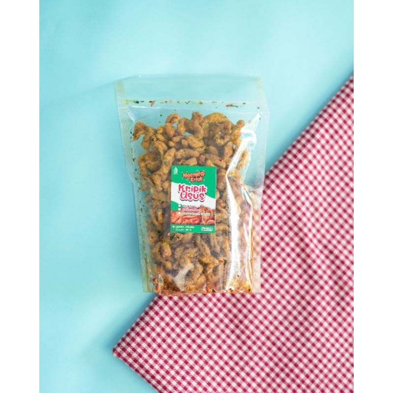 

NGEMILO Kriukk//Kripik Usus Pedas Daun Jeruk