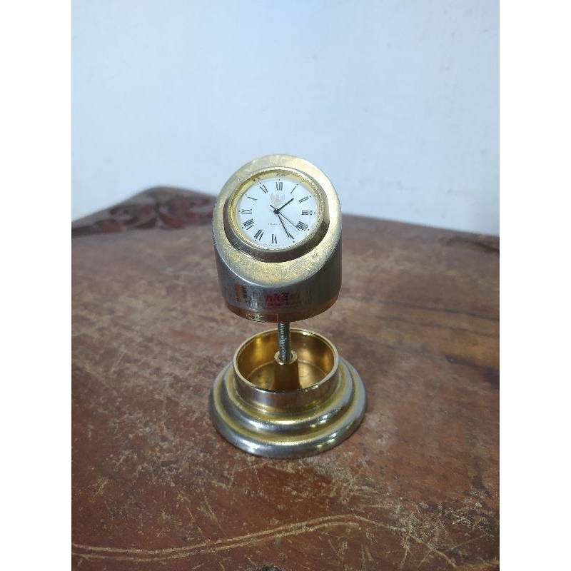 Jam Meja Vintage Ada Lambang Garuda dan Bank Maxim jadul