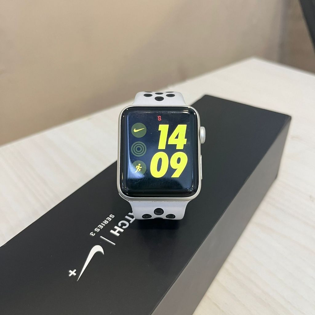 Apple Watch Series 3 NIKE 42mm Ibox Second Berkualitas