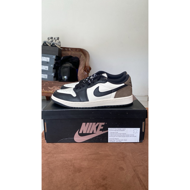 Jordan 1 Low OG Mocha