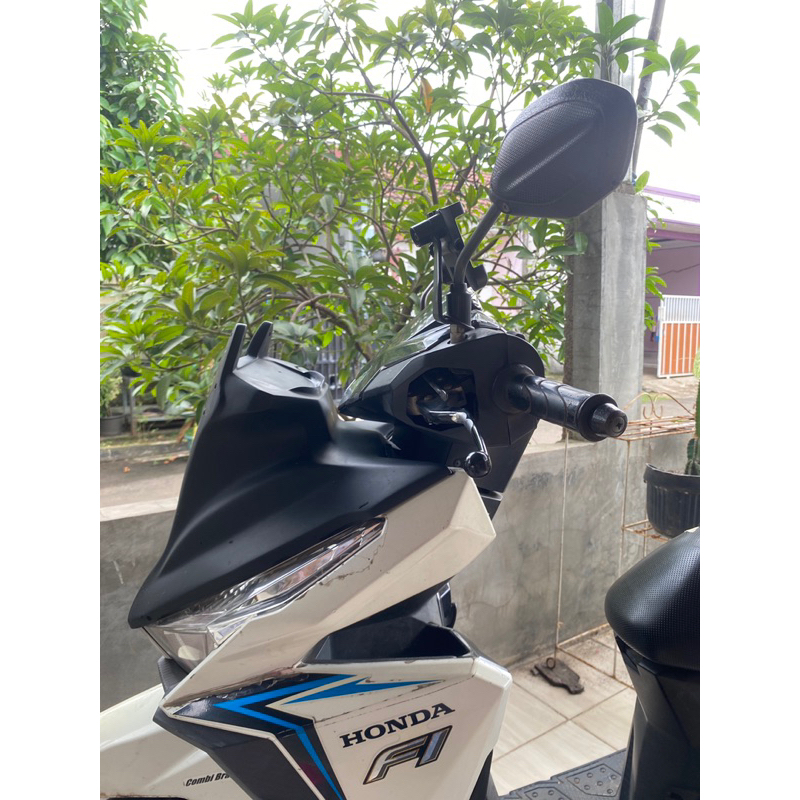 Kedok tameng windshield honda vario 125 led old bekas pakai kondisi 90% sesuai gambar
