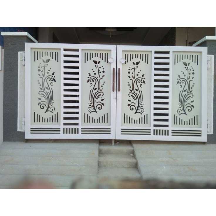Pagar rumah motif batik dan minimalis