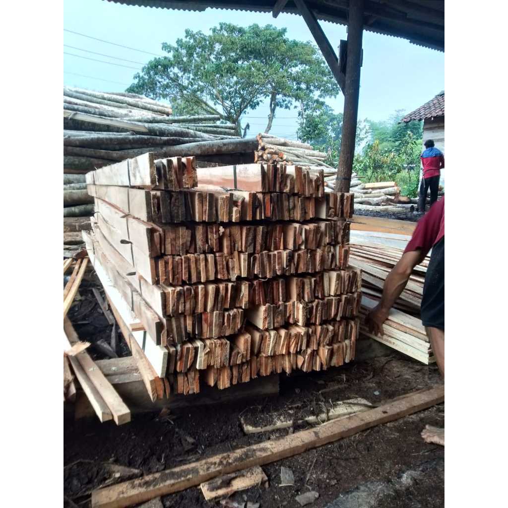 Papan kayu palet untuk packing kayu