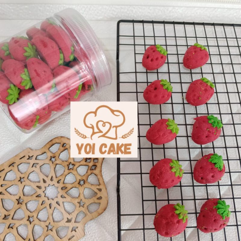 

Kue Kering Lebaran Nastar Bentuk Buah Strawberry Premium Toples 600ml Beli 1 toples gratis 1 pouch kue semprit