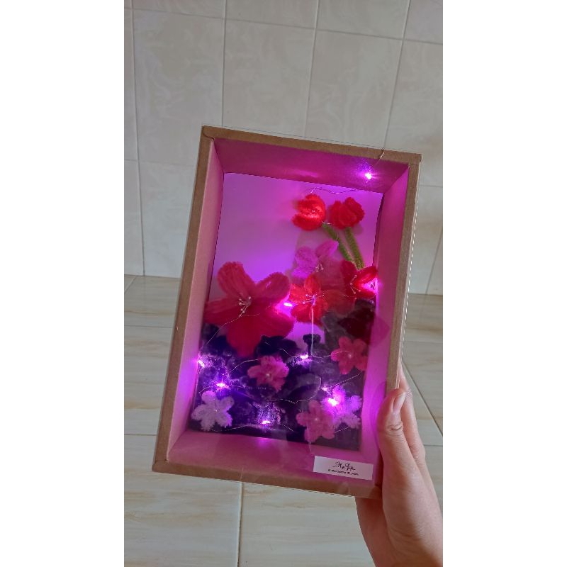 

Flower Gift Box