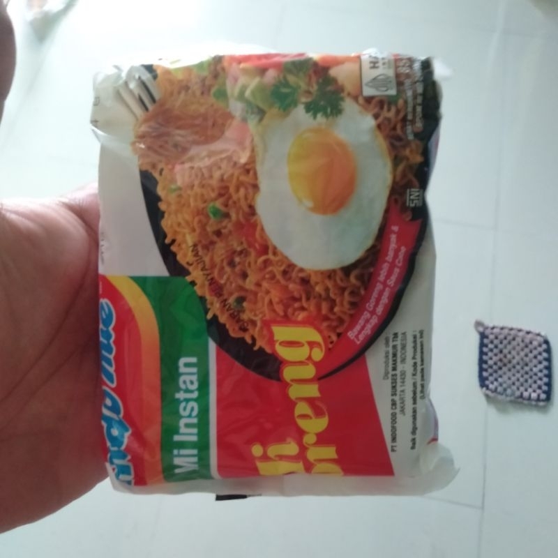 

Indomie goreng spesial gag pake telor