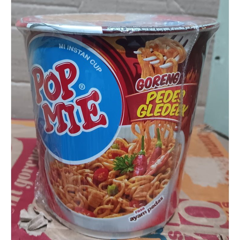 

pop mie goreng pedes gledek rasa ayam pedas
