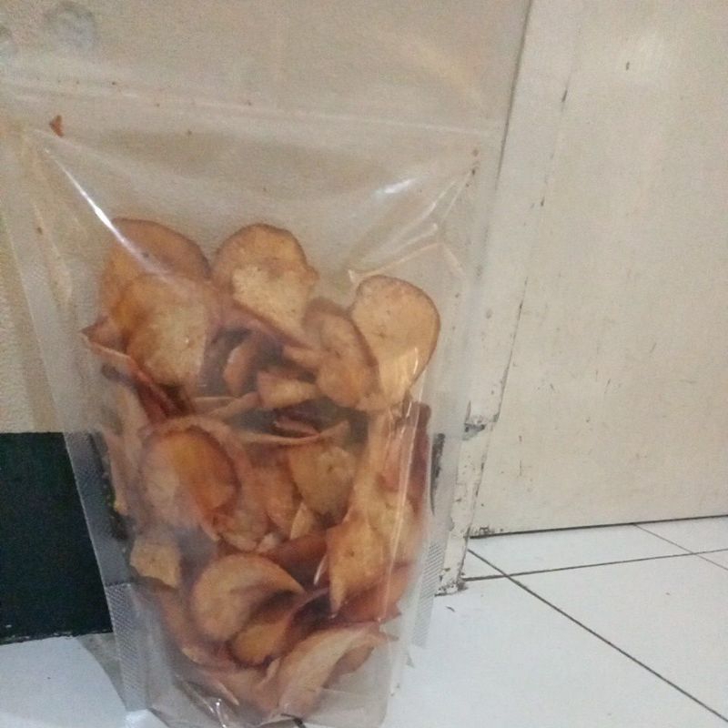 

keripik singkong pedas gurih dan renyah
