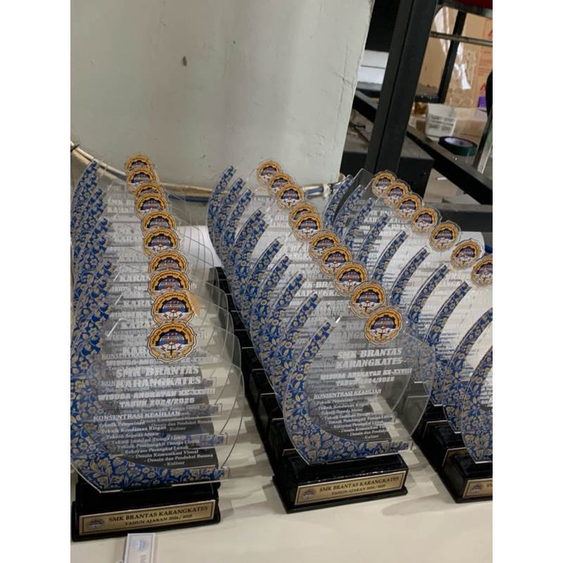 Plakat akrilik wisuda plakat kado plakat lucu tebal 2mm uk 15 x 20 cm desain custom