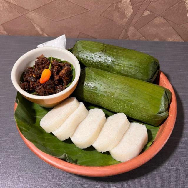 

2 PCS ULEN KETAN SAMBAL ONCOM KHAS BANDUNG / ULI KETAN / JADAH 500gram