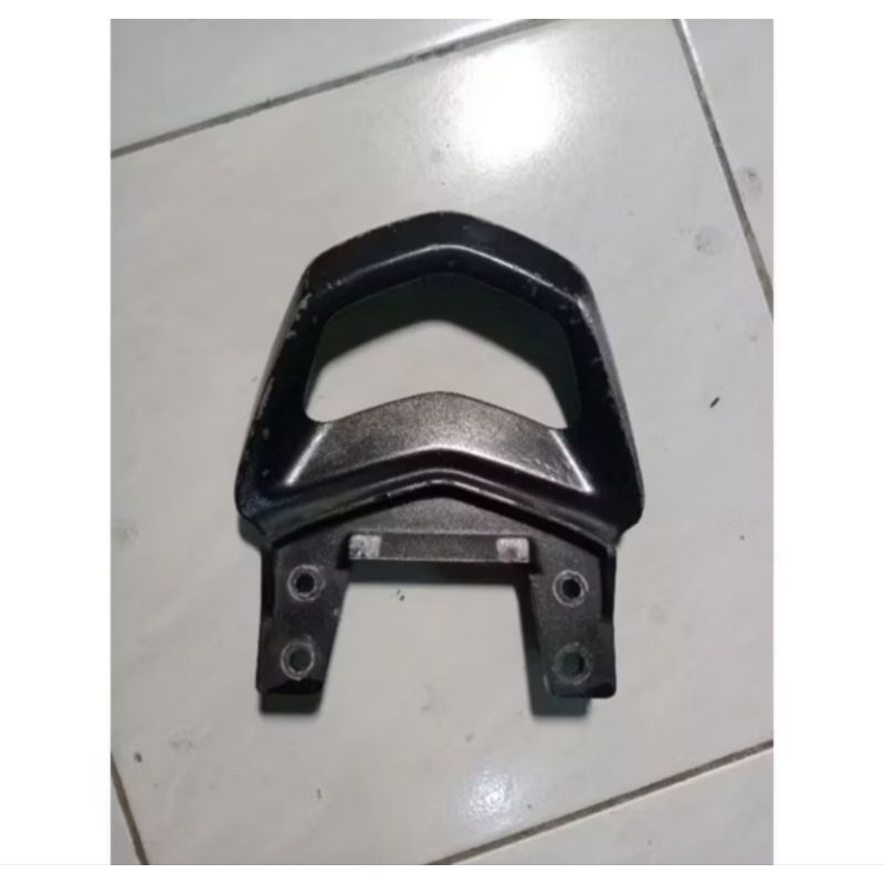 behel bagasi pegang jok motor yamaha vixion old 3C1 cabutan copotan original