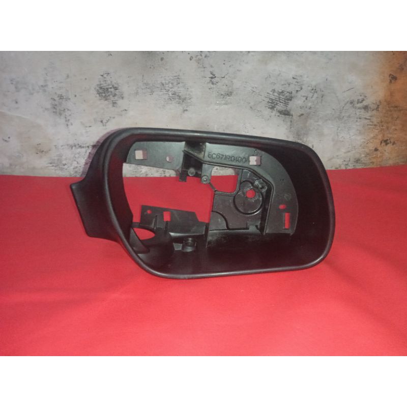 batok spion housing spion rumah spion Daihatsu Xenia th 2007_2008_2011 bagian sisi kanan original